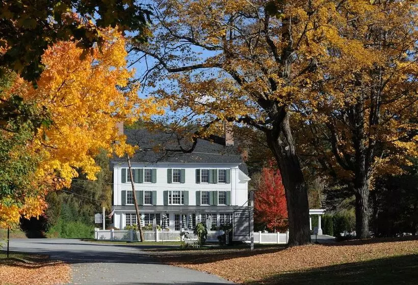 ホテル The Lyme Inn