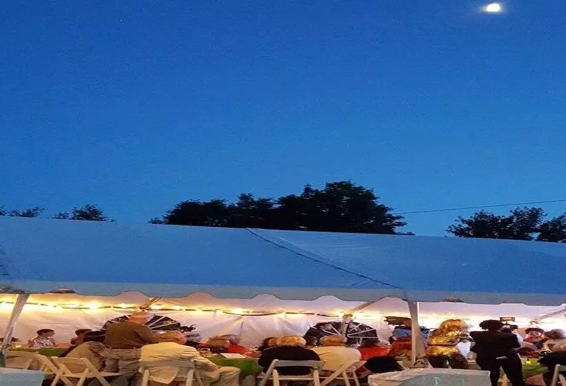 ホテル The Lyme Inn