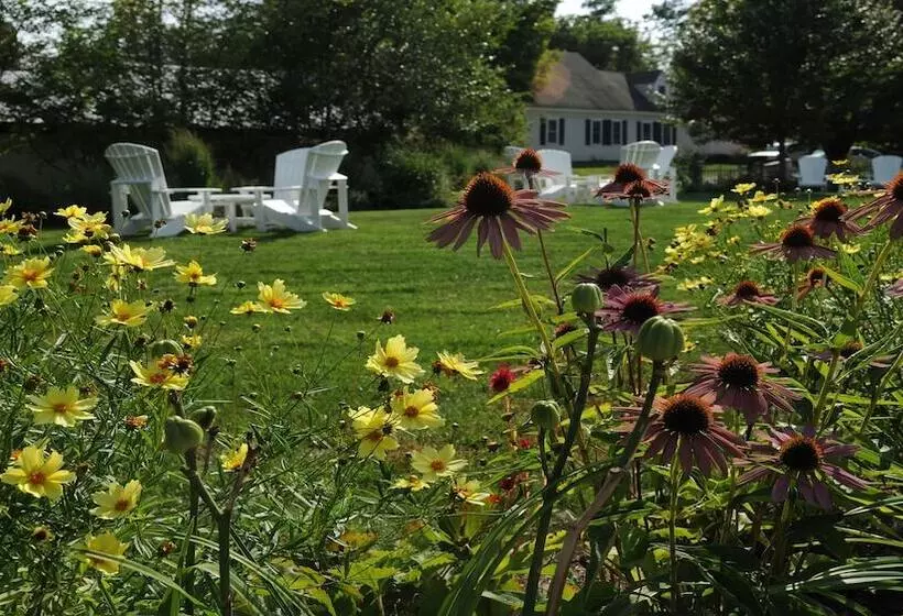 ホテル The Lyme Inn