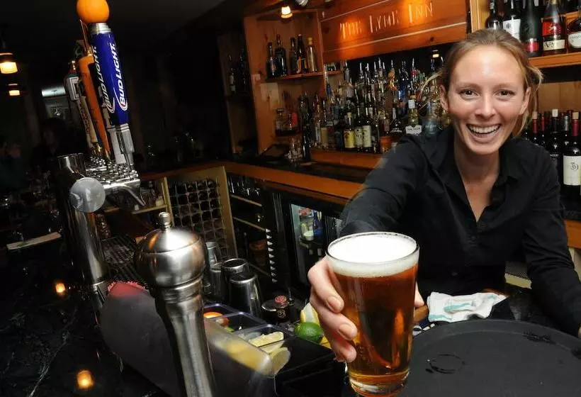 ホテル The Lyme Inn