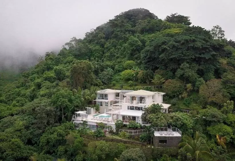 酒店 The Retreat Costa Rica Wellness Resort & Spa