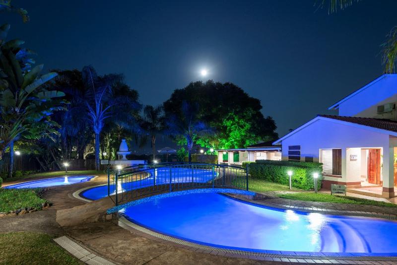 בית מלון כפרי The Royal Villas Swaziland