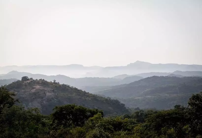 هتل Tomjachu Bush Retreat