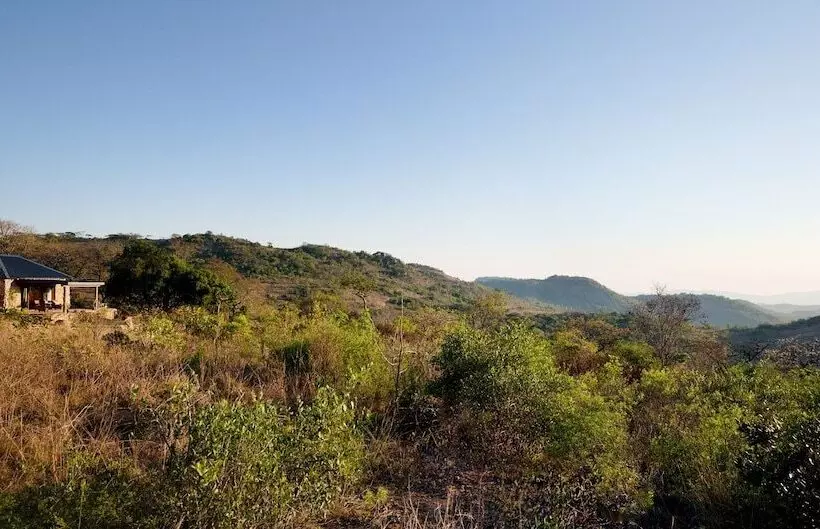 هتل Tomjachu Bush Retreat