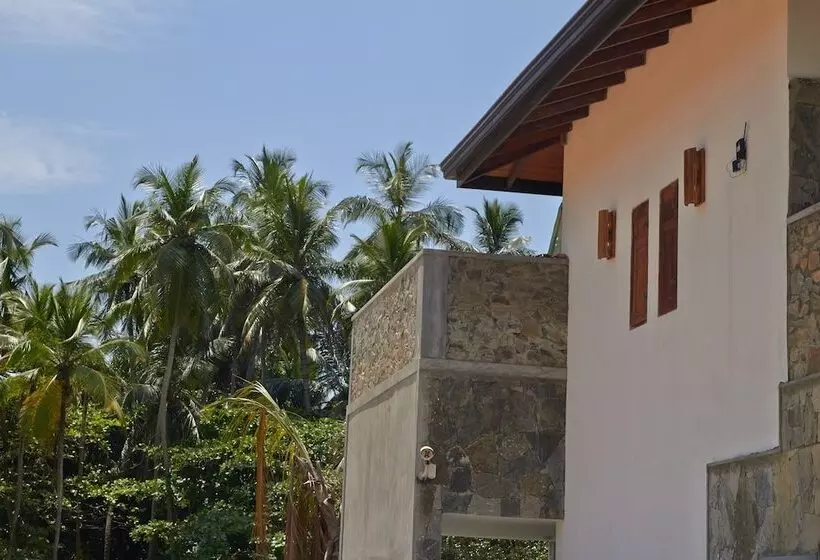 Hotel Villa Tangalle Lagoon