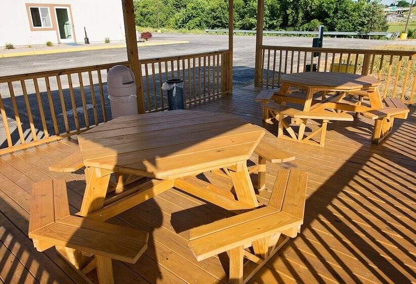 Мотель Red Roof Inn Georgetown, In   Louisville West