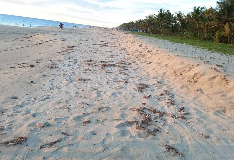 بنسيون Marari Beach Villas