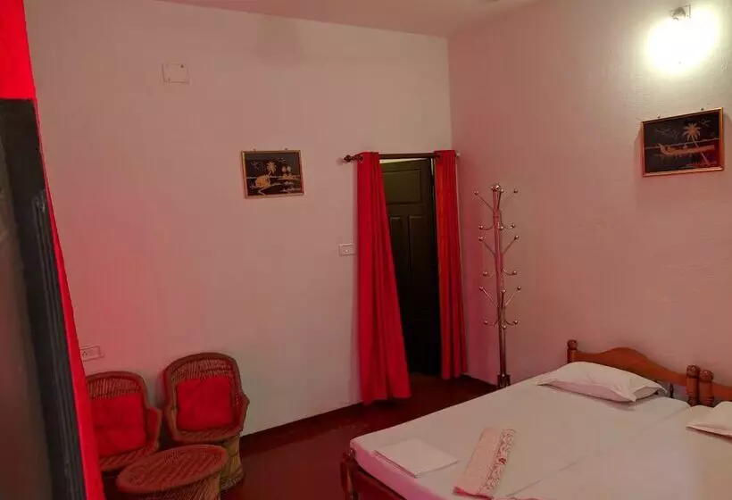 Пансион Marari Beach Villas