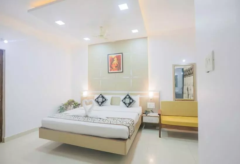 Rbr Beach Resort Calangute