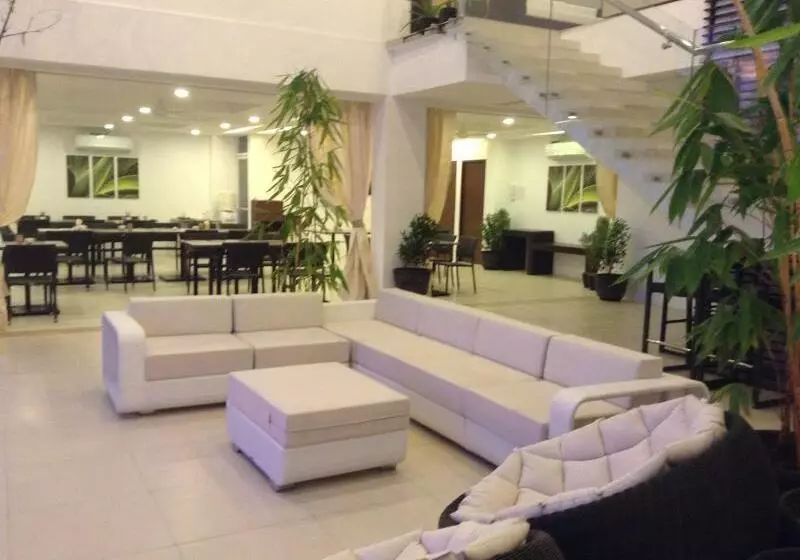 استراحتگاه Ocean Suites Bohol Boutique