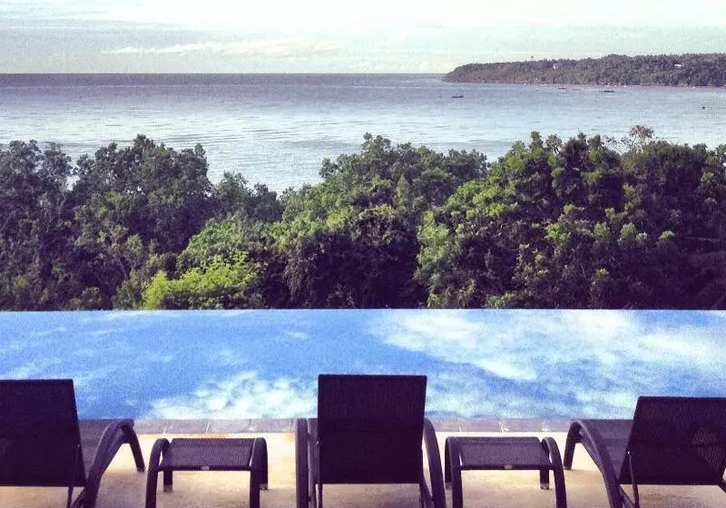 استراحتگاه Ocean Suites Bohol Boutique