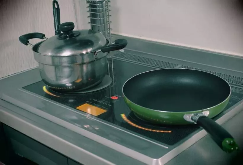 Yokohama Central Hostel