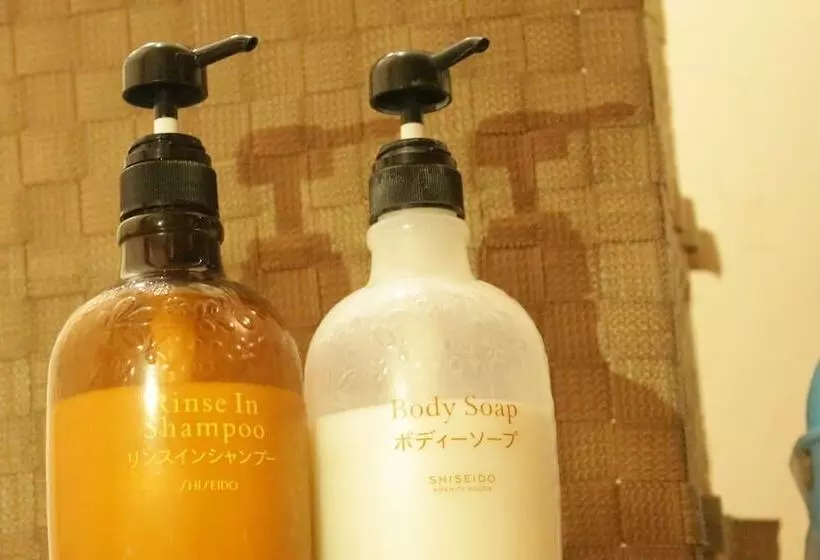 Yokohama Central Hostel