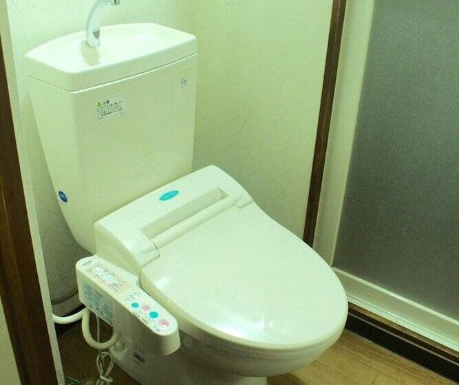 Yokohama Central Hostel