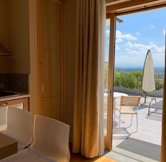 Réva Residences And Pool