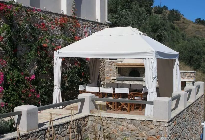 Apelon Tiritas Villas