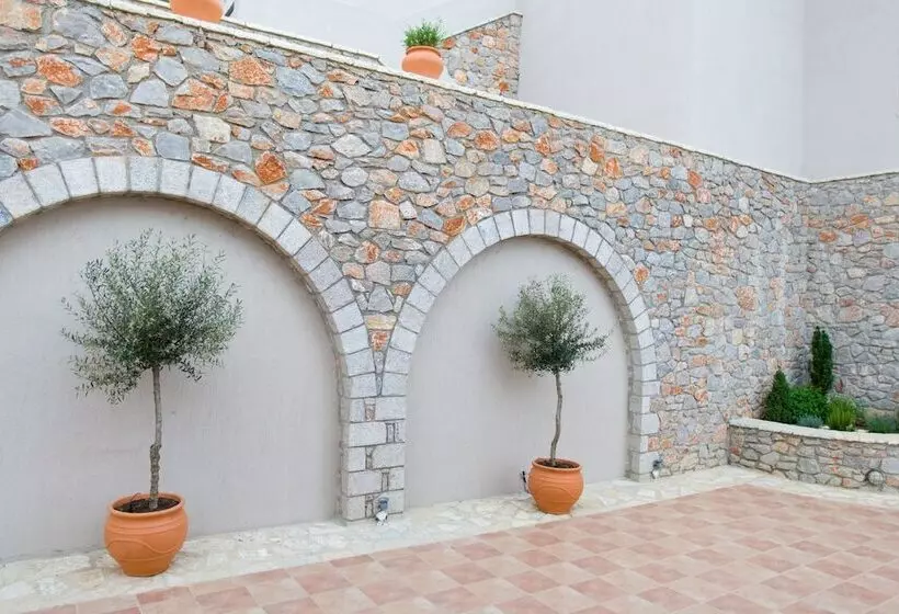 Apelon Tiritas Villas