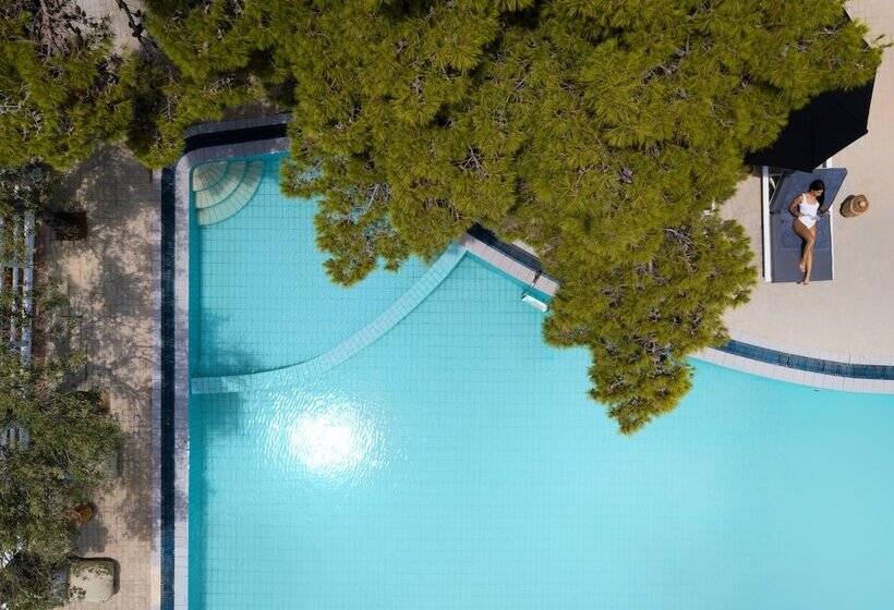 Akra Morea Hotel & Residences