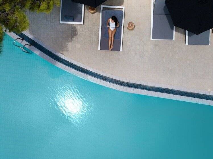 Akra Morea Hotel & Residences