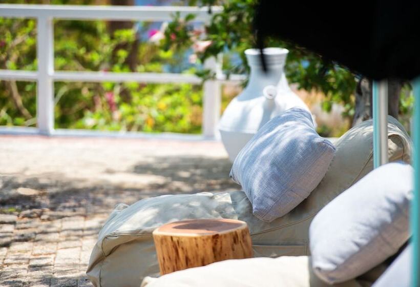 Akra Morea Hotel & Residences