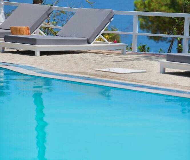 Akra Morea Hotel & Residences