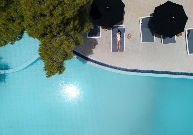 Akra Morea Hotel & Residences