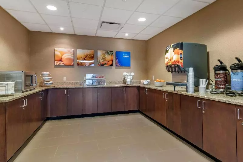 ホテル Comfort Inn Pa Turnpike  I81