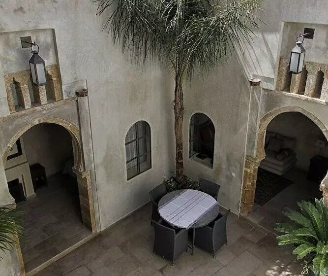 هتل Riad Dar Zen