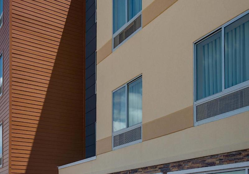 فندق Fairfield Inn & Suites By Marriott Dallas West/i 30