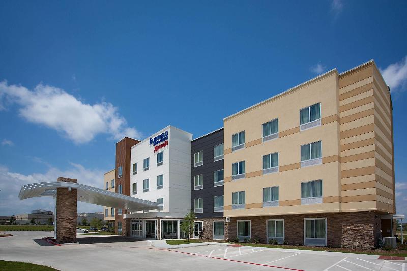 فندق Fairfield Inn & Suites By Marriott Dallas West/i 30