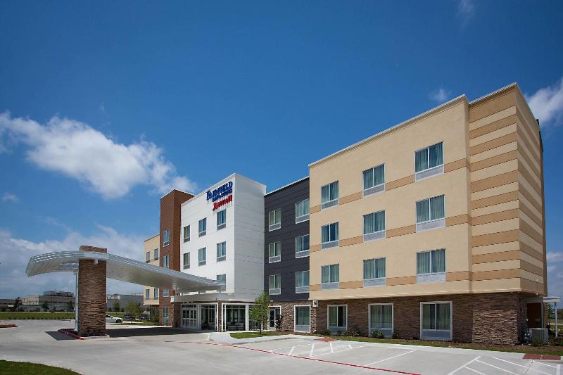 فندق Fairfield Inn & Suites By Marriott Dallas West/i 30