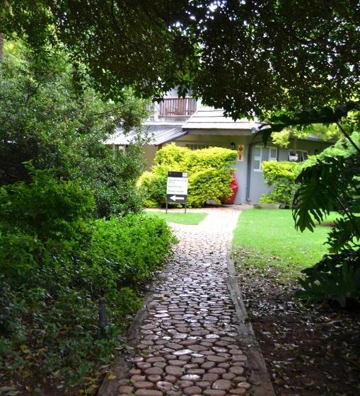 Отель Highveld Splendour Boutique Bed And Breakfast