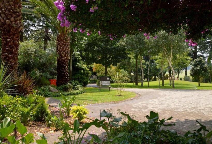 Отель Highveld Splendour Boutique Bed And Breakfast