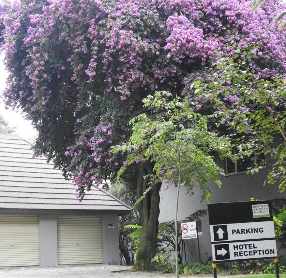 Отель Highveld Splendour Boutique Bed And Breakfast