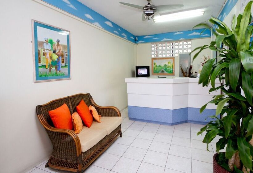 هتل Melrose Beach Apartments