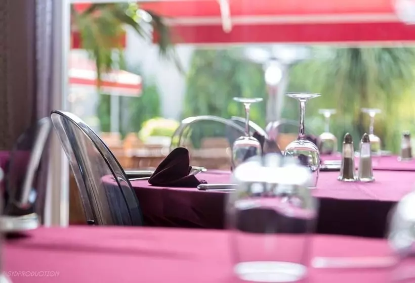 Hôtel Millenium Suites