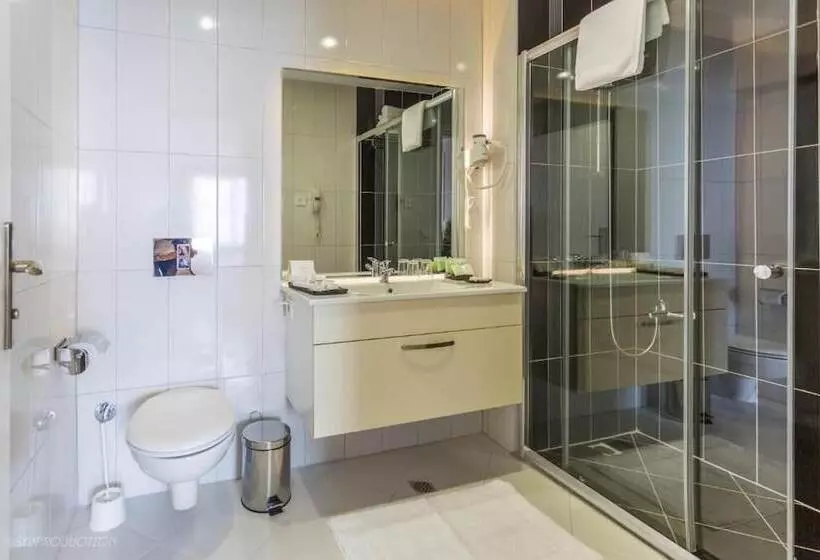 Hôtel Millenium Suites