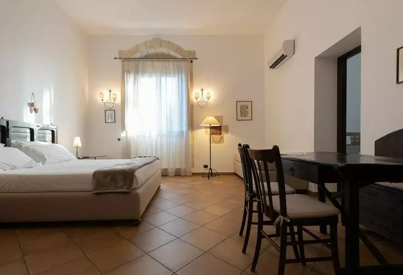 Hotelli Relais Torre Marabino