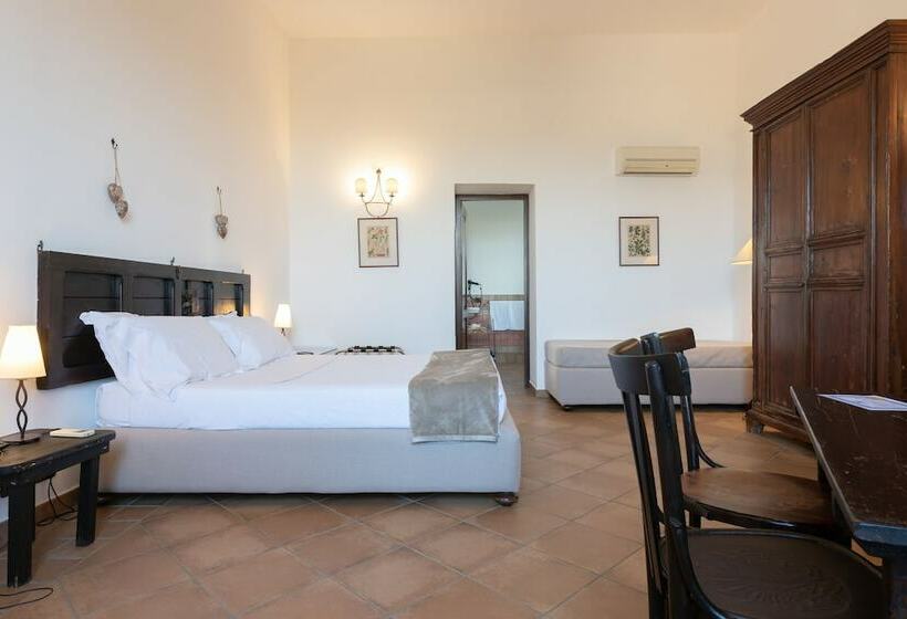 בית מלון כפרי Relais Torre Marabino