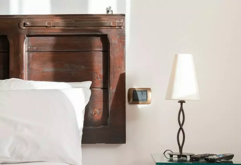 Hotelli Relais Torre Marabino