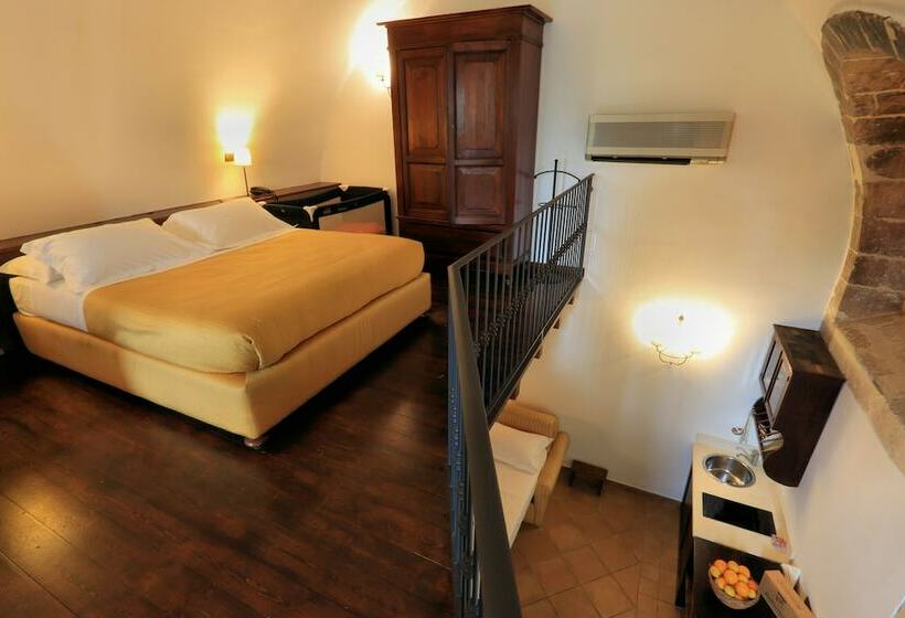 בית מלון כפרי Relais Torre Marabino