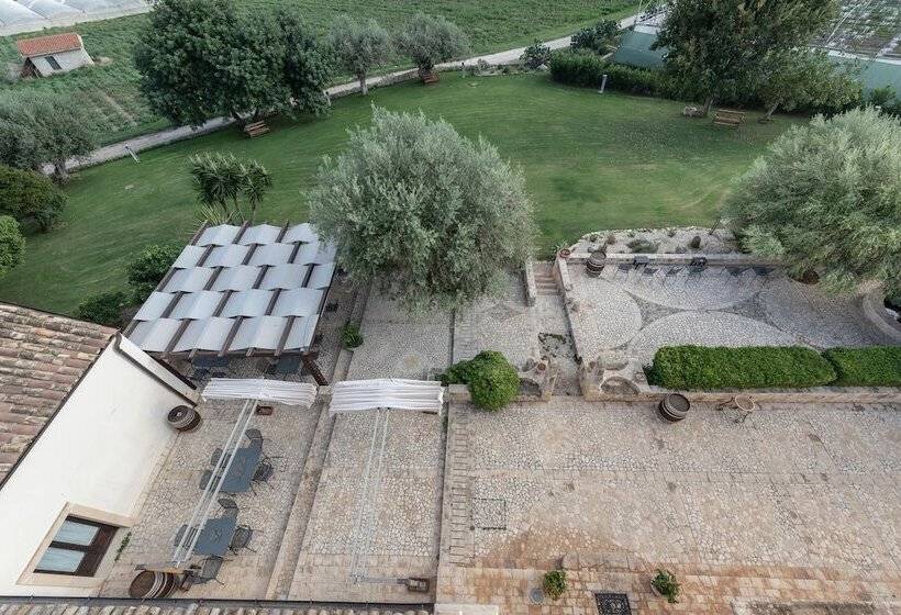 בית מלון כפרי Relais Torre Marabino