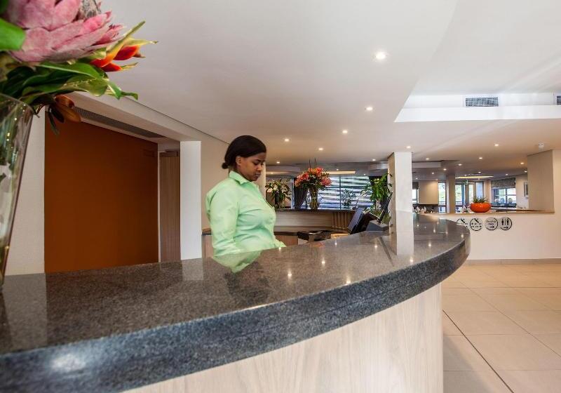 בית מלון כפרי Road Lodge Pietermaritzburg