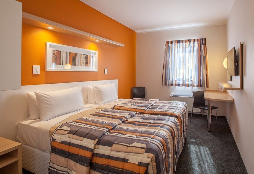 בית מלון כפרי Road Lodge Pietermaritzburg