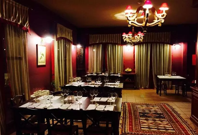 Hotelli Rocabella Hellinikon Country