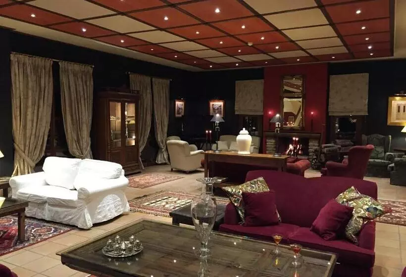 Hotelli Rocabella Hellinikon Country