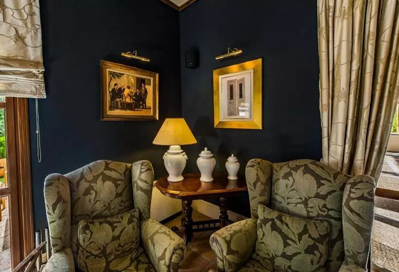 Hotelli Rocabella Hellinikon Country