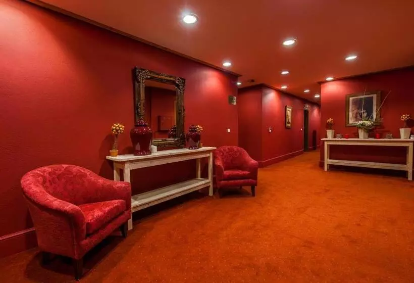 Hotelli Rocabella Hellinikon Country