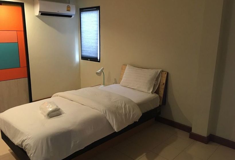 בית מלון כפרי Room At Prachachuen