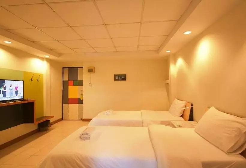 هتل Room At Prachachuen